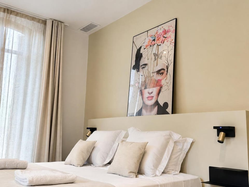 LE PALMIER Aigues-Mortes PARKING Petite Camargue Bed and Breakfast in Aigues-Mortes