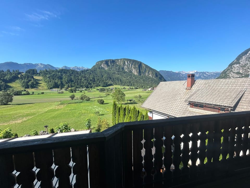 Day, View (from property/room), Balcony/Terrace, Mountain view