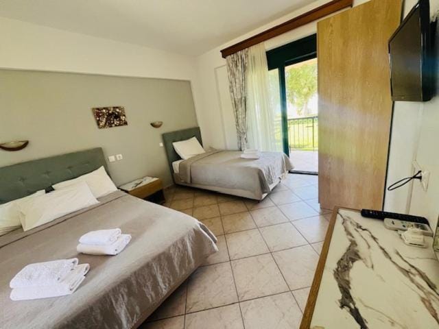 Studios Panagiota beach front studios Apartment hotel in Halkidiki