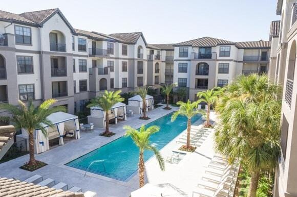 Ocean Breeze - 2BR-NRG-Med Center-Pool-Gym-Sleep 6 Apartment in Houston