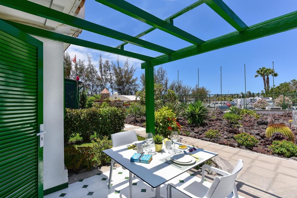 Balcony/Terrace, Dining area