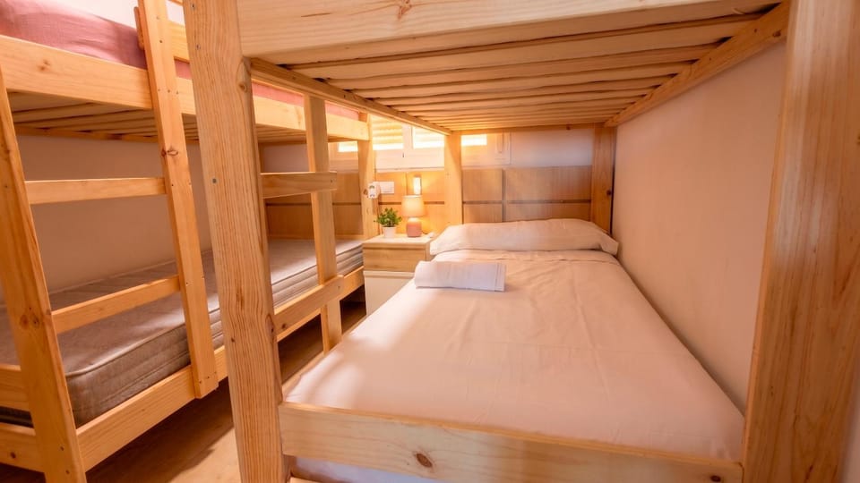 Bed, Bedroom, Sunrise