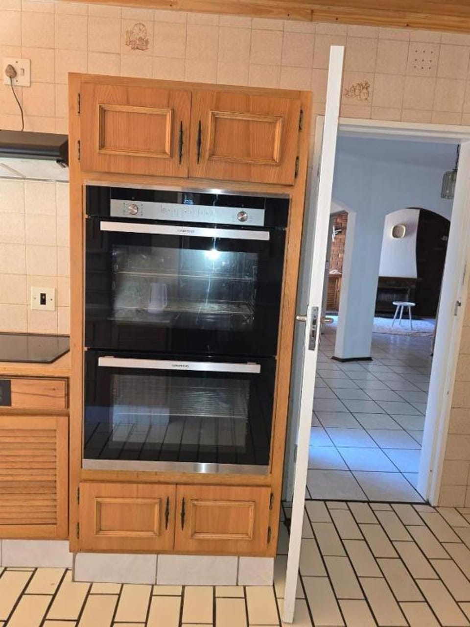 1 Bedroom with Private Bathroom Ensuite Nature lodge in Sandton