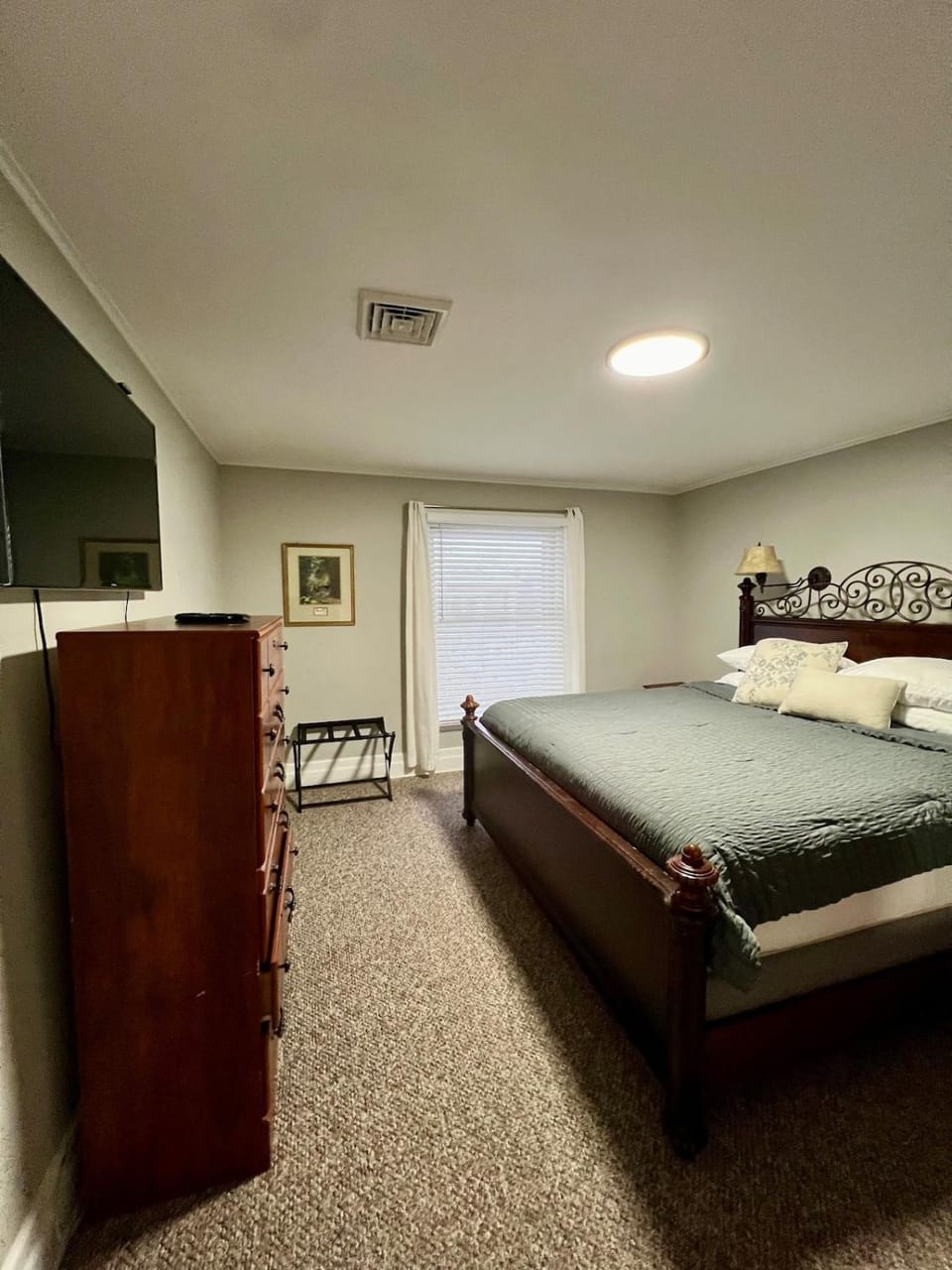 Charming Chilton -4 Mins drive - Hear the Roar of Niagara! House in Niagara Falls