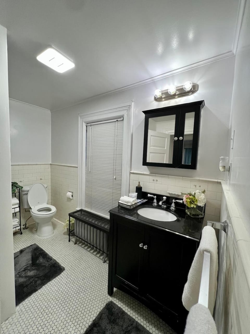 Charming Chilton -4 Mins drive - Hear the Roar of Niagara! House in Niagara Falls