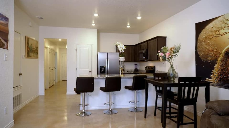 Peaceful Stay Near Fort Cavazos House in Rio Grande