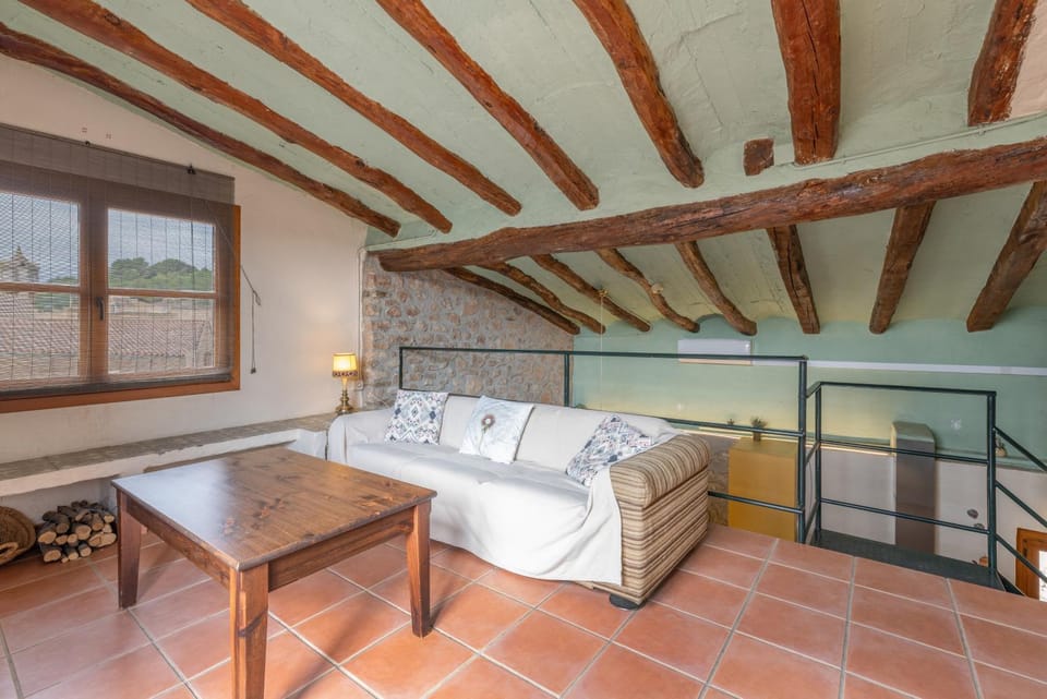 Cal Capdevila Verd Pira Country House in Catalonia