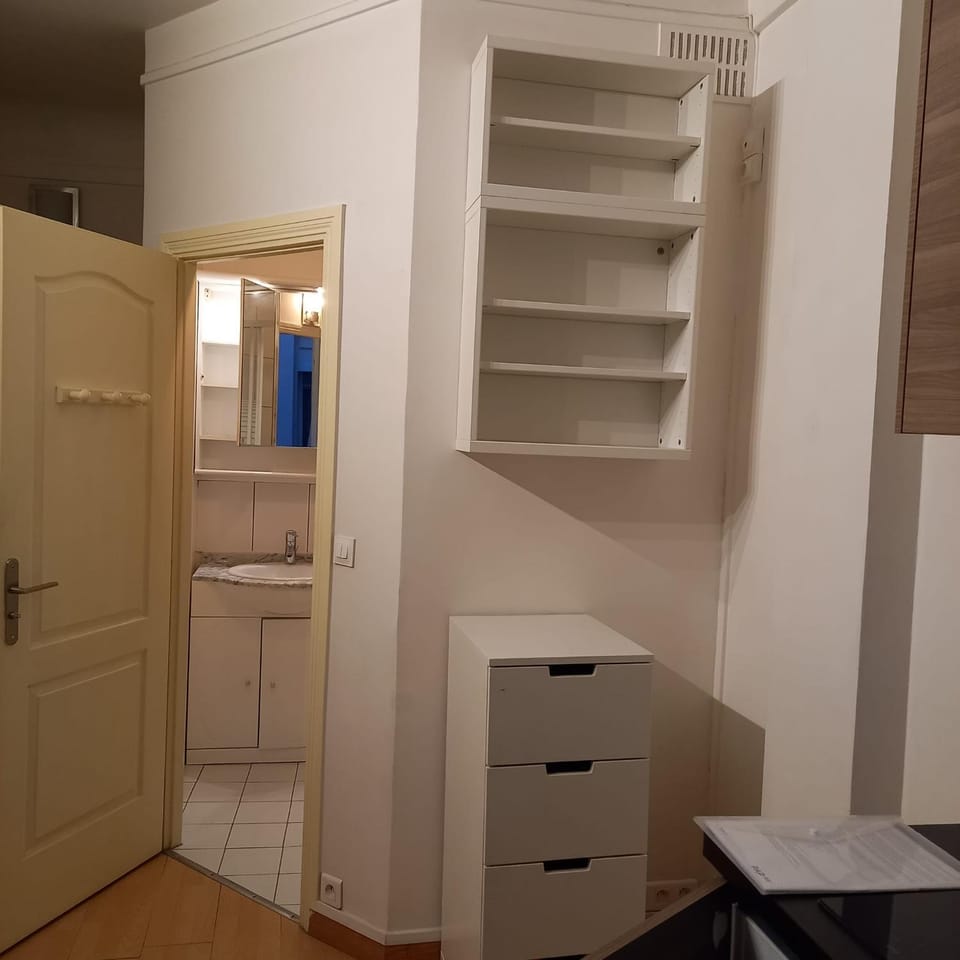 Nice small studio near Montmartre Apartment in Paris