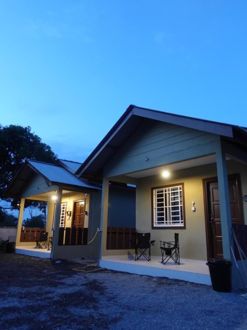 Property building, Night
