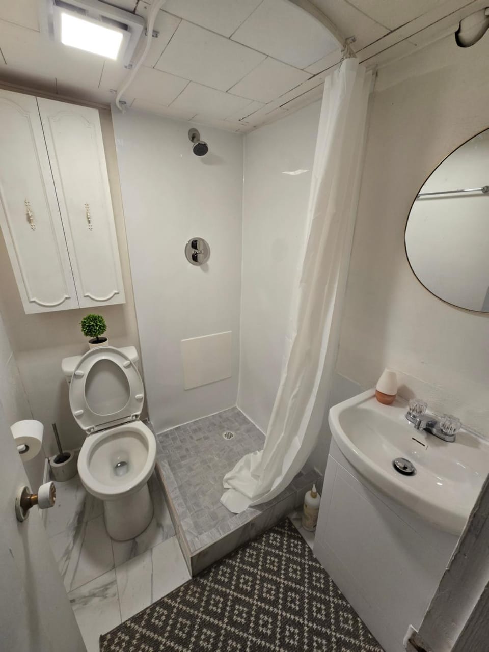 Brossard room 3 Vacation rental in Brossard