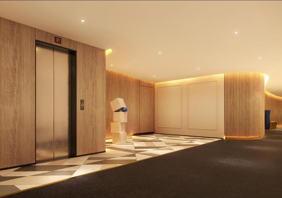 Area and facilities, elevator