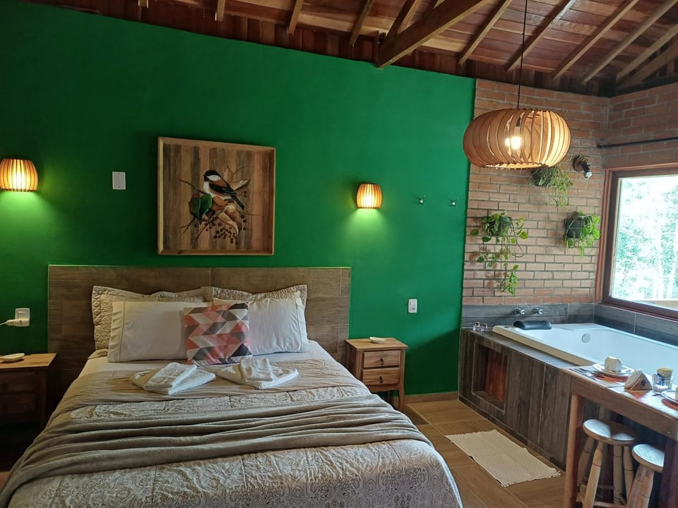 Pousada Recanto Lajinha - Chalé Amor Eterno Nature lodge in State of Rio de Janeiro