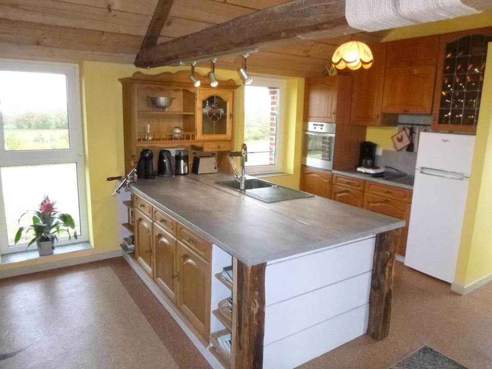 Gîte avec parking, animaux OK - Vue sur bocage - FR-1-510-252 House in Hauts-de-France