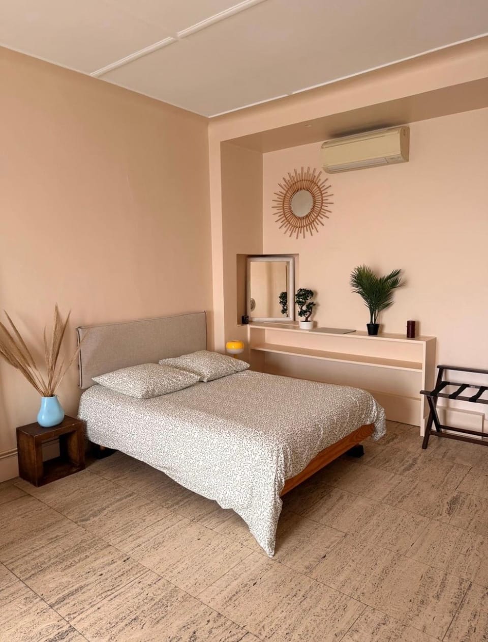 Sea view studio Cannes Croisette Apartment in Cannes