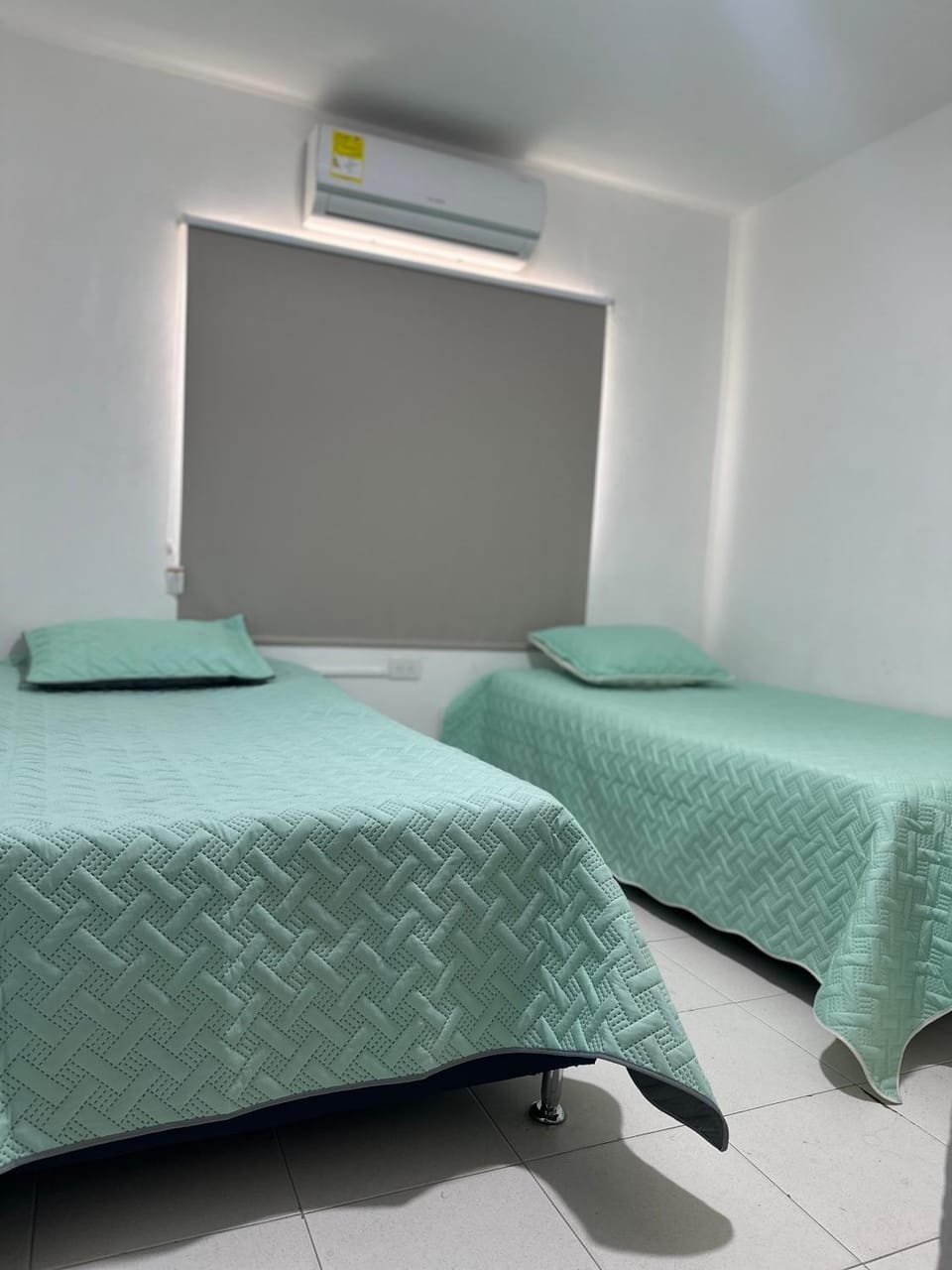 Bed, Bedroom, air conditioner