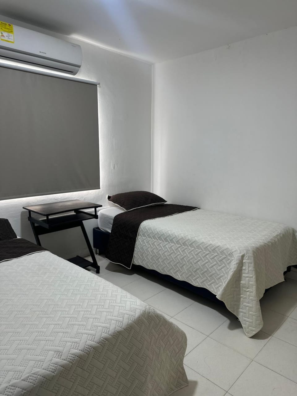 Bedroom, air conditioner