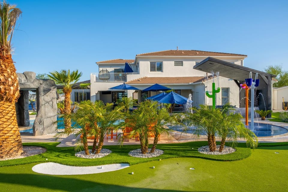 4 MillionDollar EstateWaterparkPicklebllCasitaSpa Villa in Scottsdale