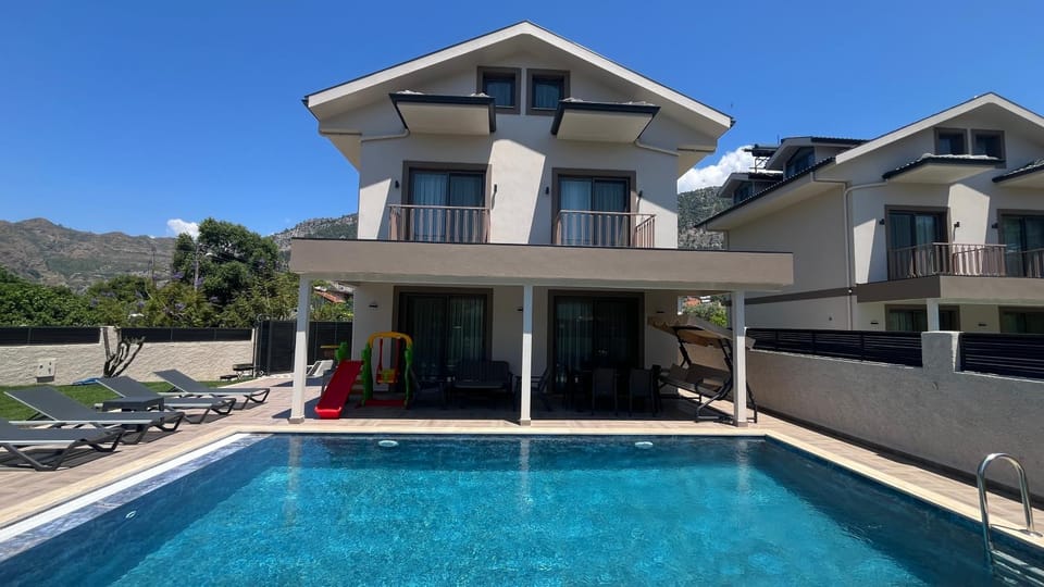Pool view, Swimming pool