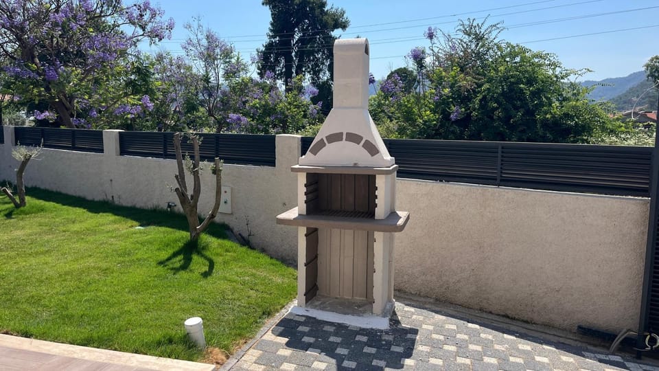 BBQ facilities, Garden view