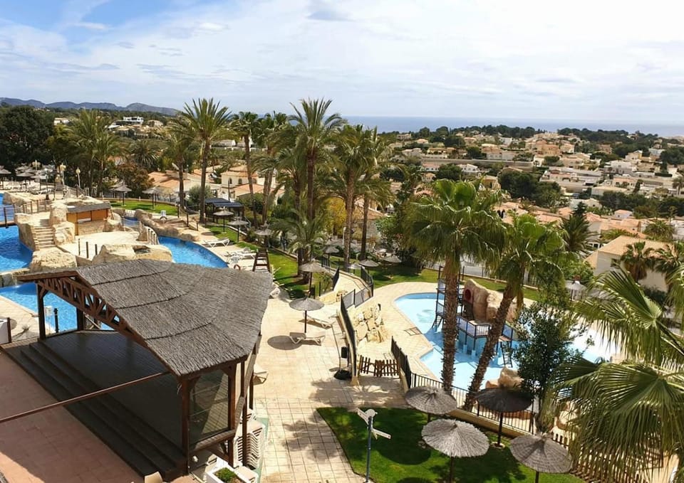 Casa Alba Calpe - met panoramisch zeezicht & garage! Apartment in Calp