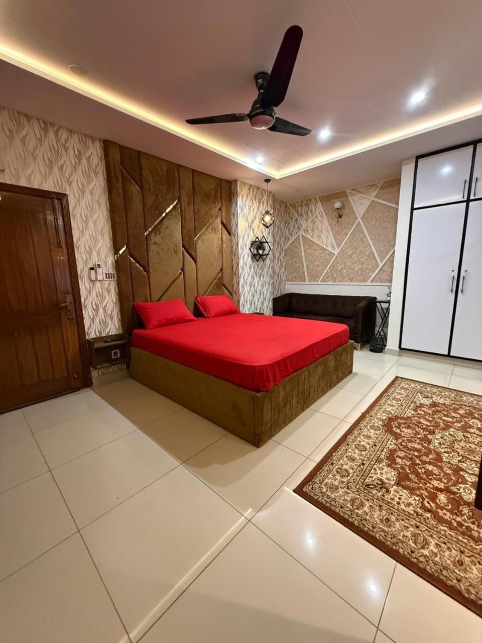 ELITE FURNISHED APPARTMENT in BUCH VILLAS MULTAN Apartment in Punjab