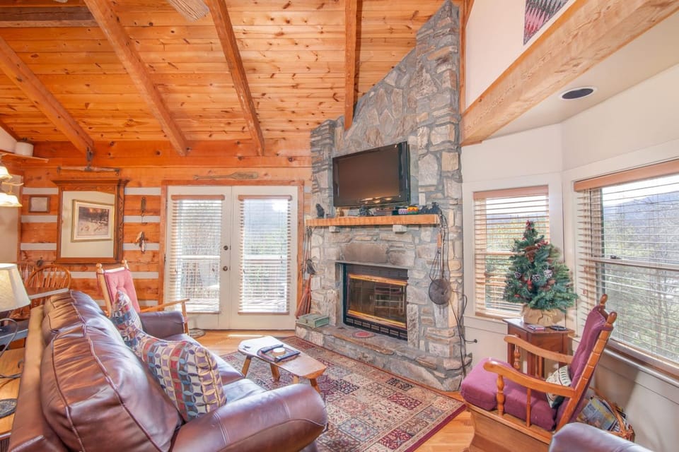 Grandfather View Cabin Cabin in Watauga