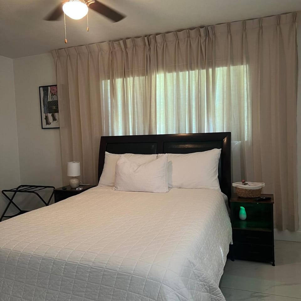 Studio with private entrance near Downtown Jax Apartment in Jacksonville