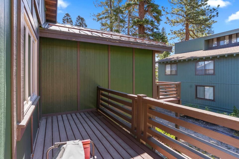4BR Townhome Near Canyon Lodge & Lakes Basin House in Mammoth Lakes