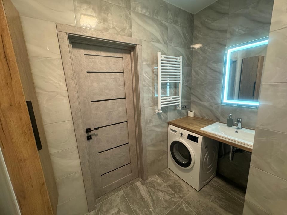 Квартира у новобудові Вашингтона-Довга-Зелена Apartment in Lviv