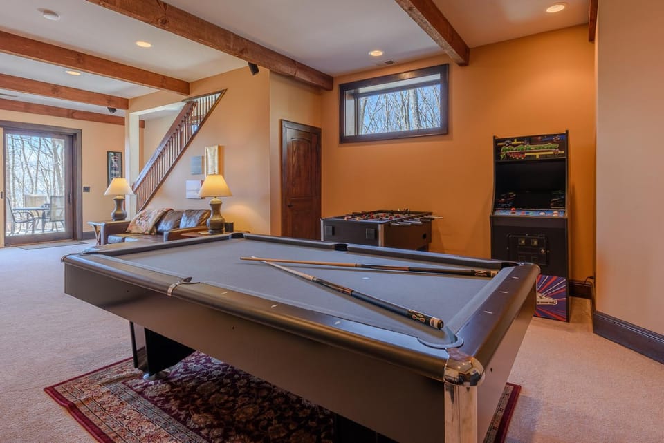Mountain Heart Lodge at Eagles Nest House in Beech Mountain