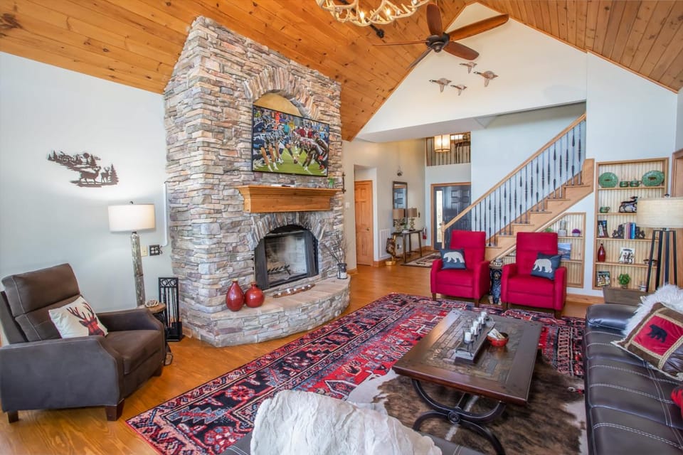 Mile High Lodge House in Beech Mountain