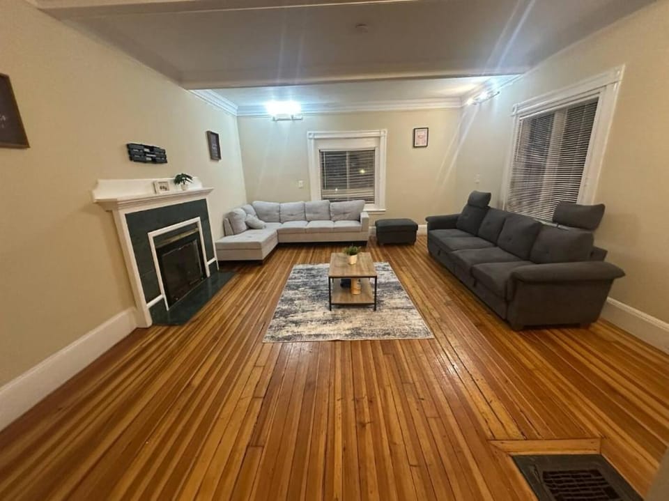 -No65- Fancy Room in a House - Steps to Boston College & Green Line at Brighton Boston Vacation rental in Brookline