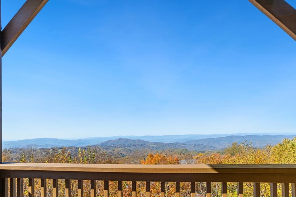 Southern Star Lodge House in Beech Mountain
