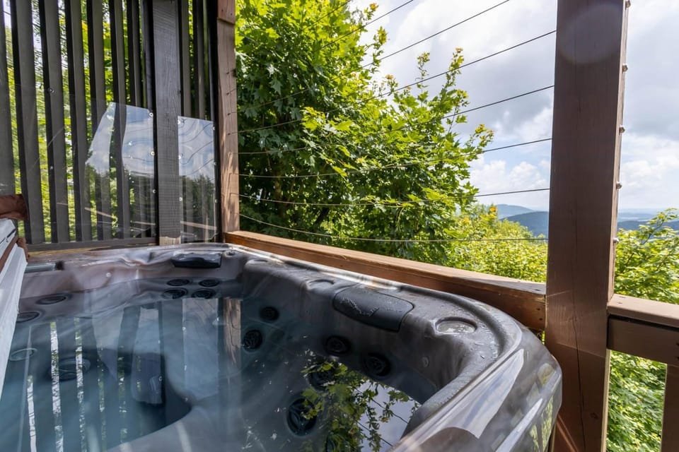 Elevated Escape House in Watauga