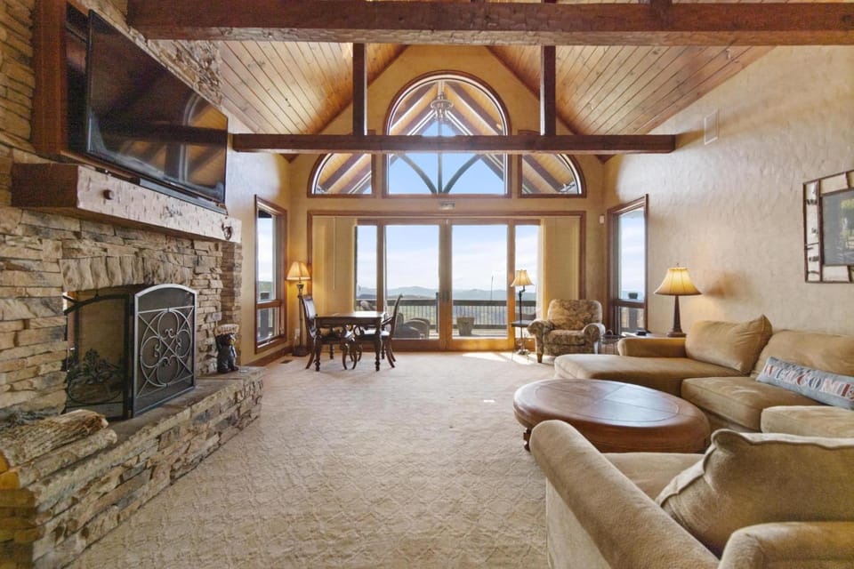 Sunset Beech House in Beech Mountain