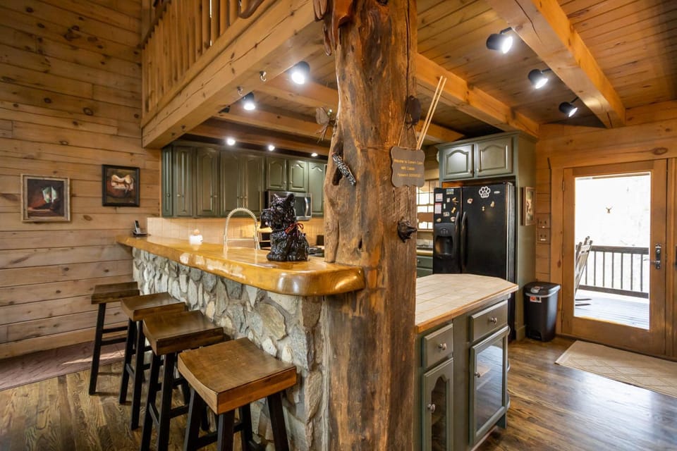 Connies Log Cabin Cabin in Sugar Mountain