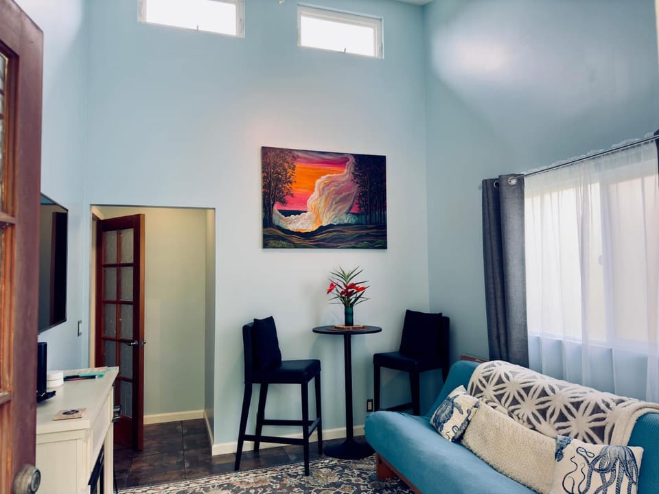 Living room, fireplace