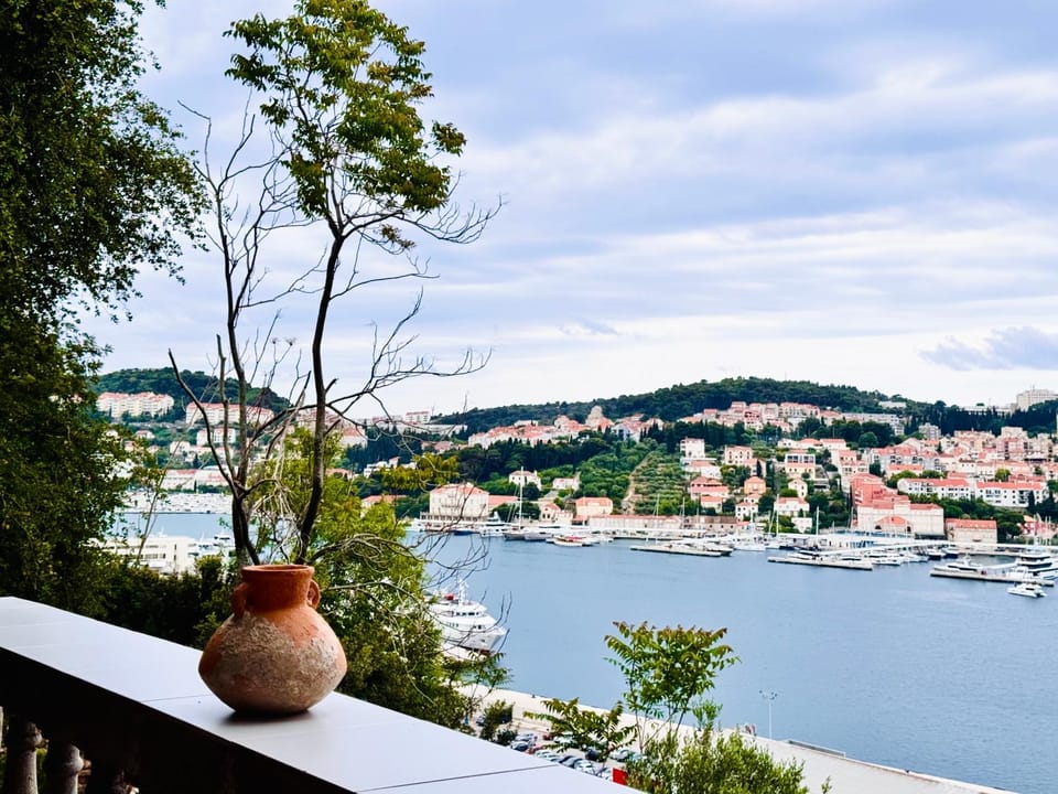 Flat -10 m balcony, views, large terrace Apartment in Dubrovnik
