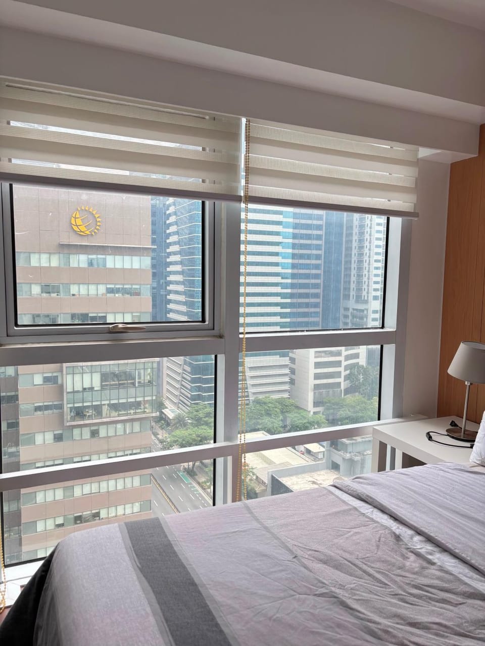 Fort Victoria BGC with Pool and city view Apartment hotel in Makati