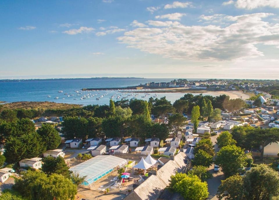 Furnished Studio Room, Residential Neighborhood Apartment in Lorient
