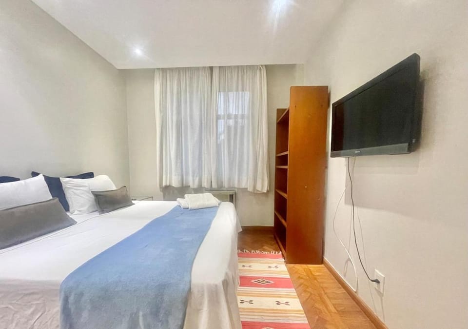 Novo! Linda propriedade em Ipanema, a poucos passos da praia Apartment in Rio de Janeiro