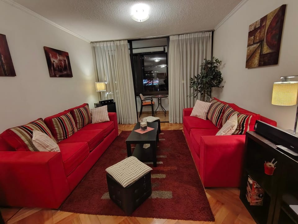 Caiquén Los Leones Apartment in Providencia
