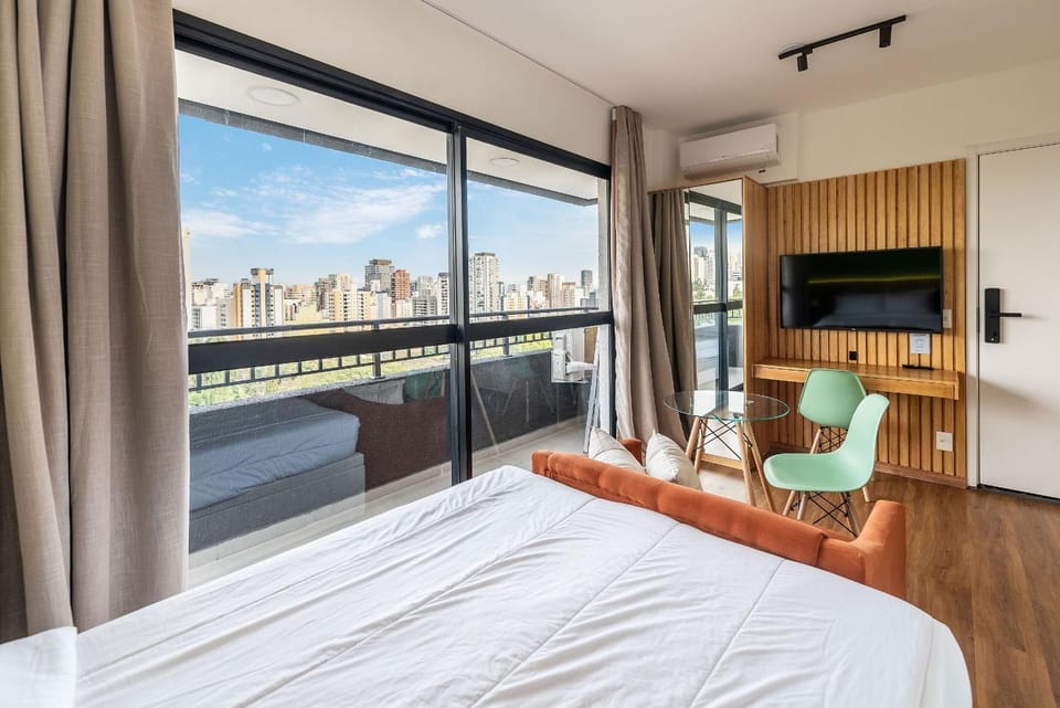 Studio with Rooftop Pool | Pinheiros - M121 House in Sao Paulo City