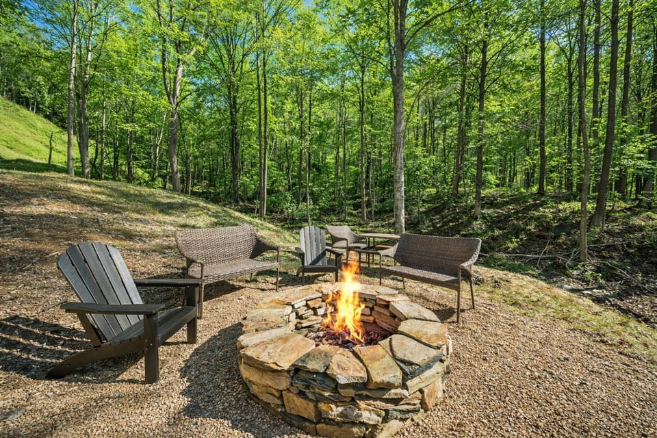 Creekside at Poplar Forest House in Brushy Fork