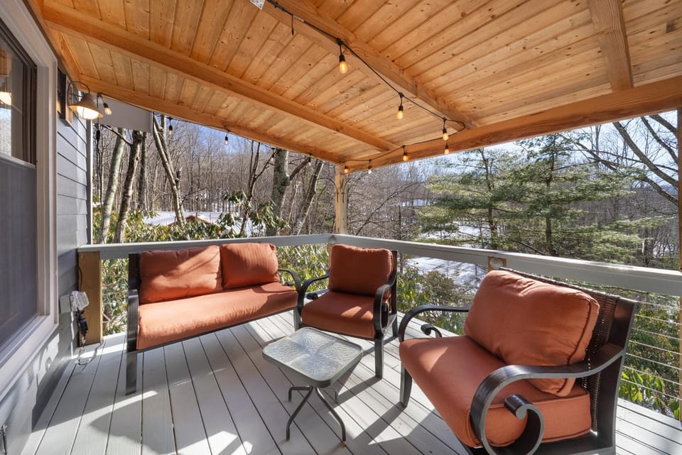 Fireside Hideaway House in Beech Mountain