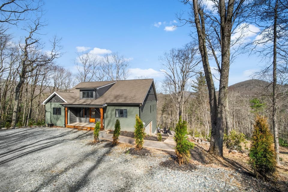 Whistle Hollow House in Watauga