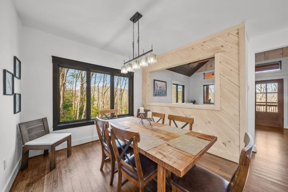 Whistle Hollow House in Watauga