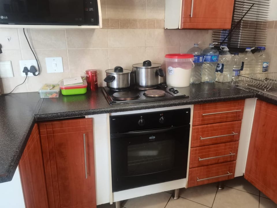 Sinakoma Apartment in Pretoria