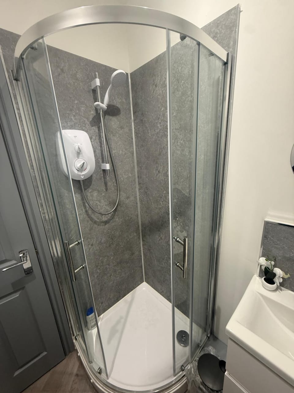 PLUS Properties Dike 3 Ensuite Bed and Breakfast in Stoke-on-Trent