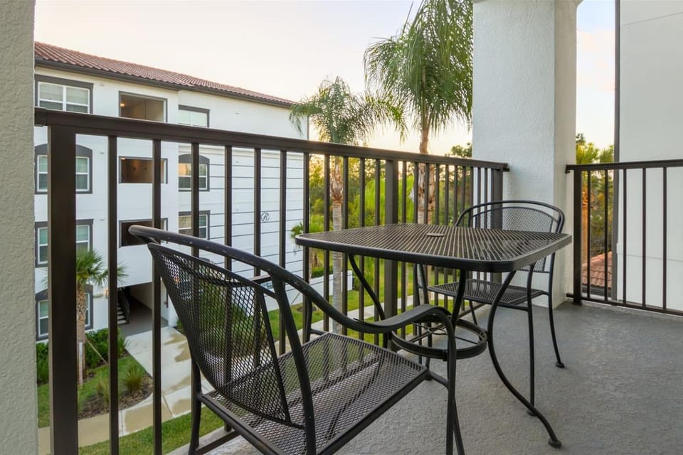 Elegant Luxury Across from Universal Epic Park! Apartment in Highlands Reserve